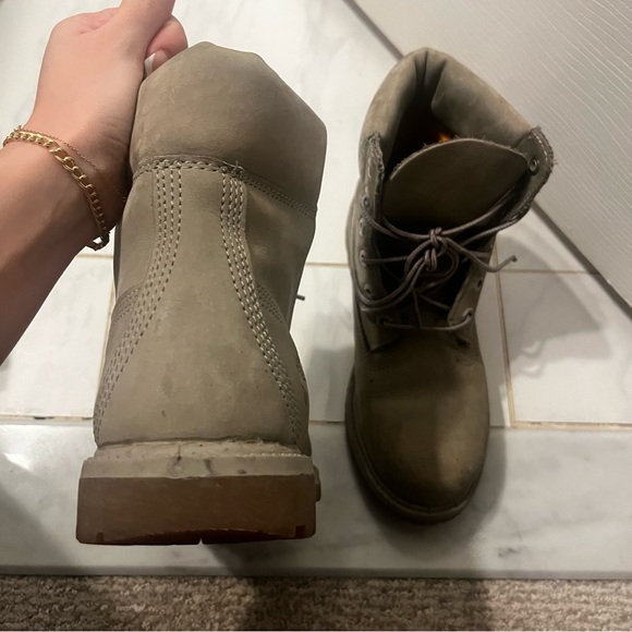 Timberland Women's 6 Inch Premium Boot, Grey Nubuck Mono, 8 M US - Picture 8 of 9